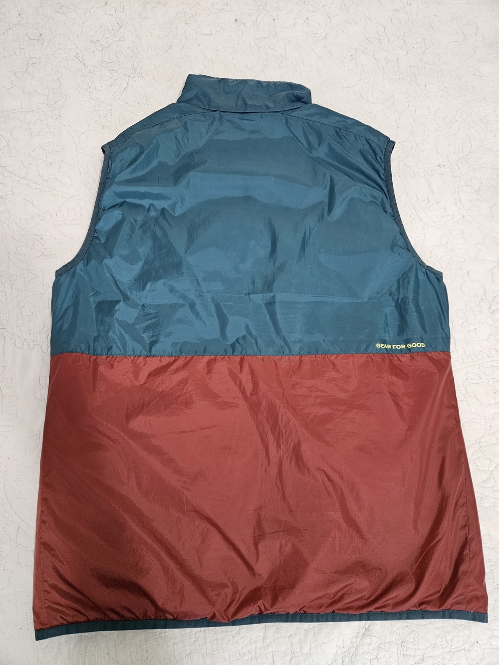 Cotopaxi Teca Calido Insulated Vest - Large **Reversible** - Picture 5 of 6